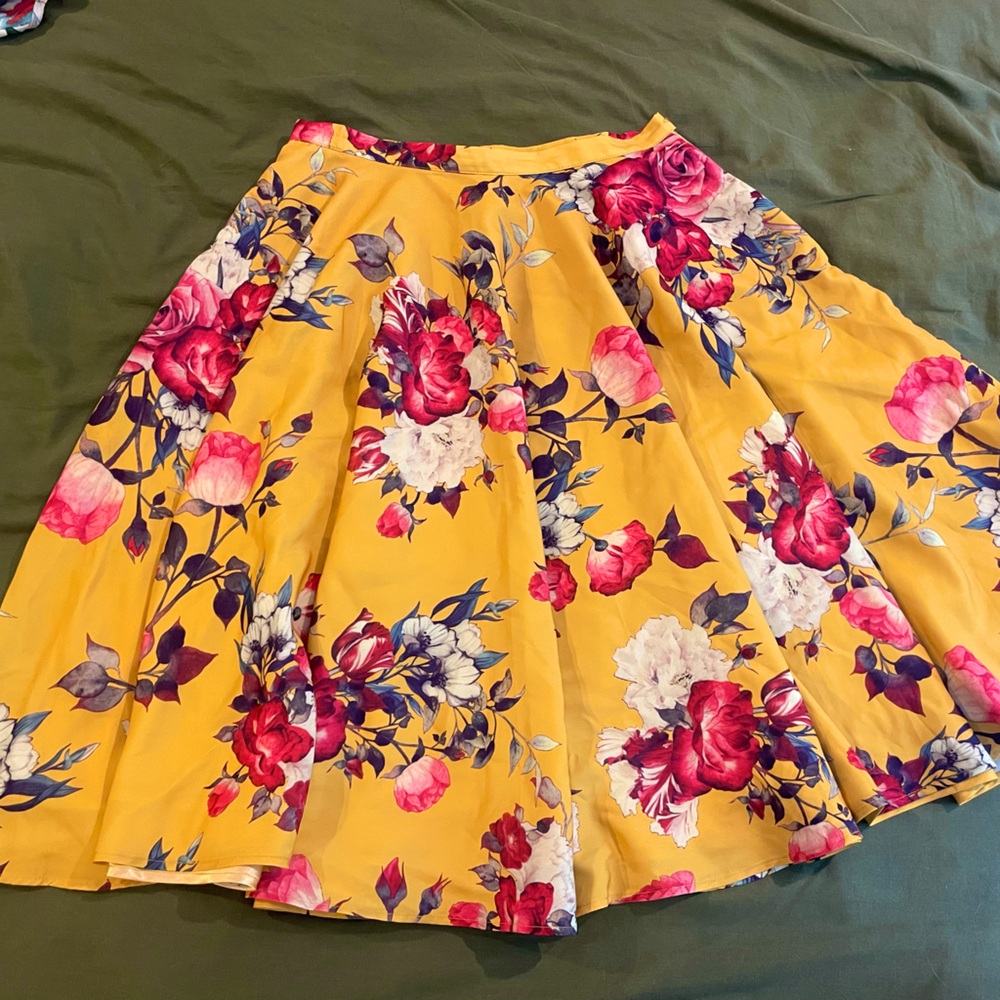 Women’s Mustard Hoop Skirt with POCKETS